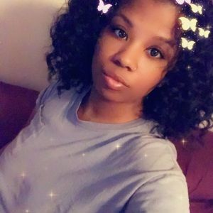 Meet your Posher, Ashashley